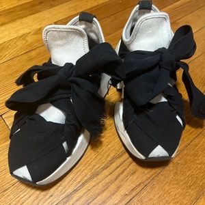 MM6 Maison Margiela Bow Sneakers
